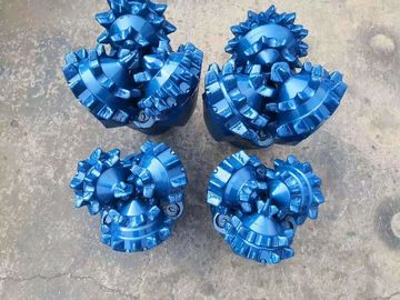 Blaue Farbstahlknopf 12-1/4 '' Rollen-dreikegeliger Felsen-Bohrer-Hartmetall-Hardrock IADC537 TCI