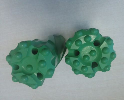 Einziehbarer Bohrer der Hardrock-Bohrungs-T38 64mm mit Tropfen-Mitte