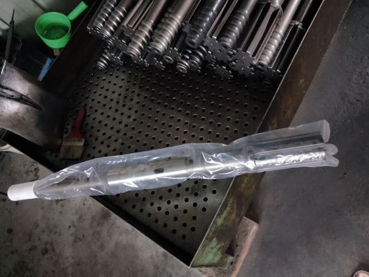 Bergbau bearbeitet die Felsen-Bohrgerät-Teile, die Schaft-Adapter Hd712rp Cop1840 T45 schmieden