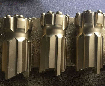 Schmieden-Spitzenhammerbohren/T45 zieht Faden-Knopf-Felsen-Bohrer 76mm zurück