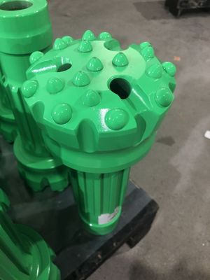 Schmieden des 140mm QL50 DTH Bohrer-Erz-Bergbau-Loch-Bohrers für das Bergbau